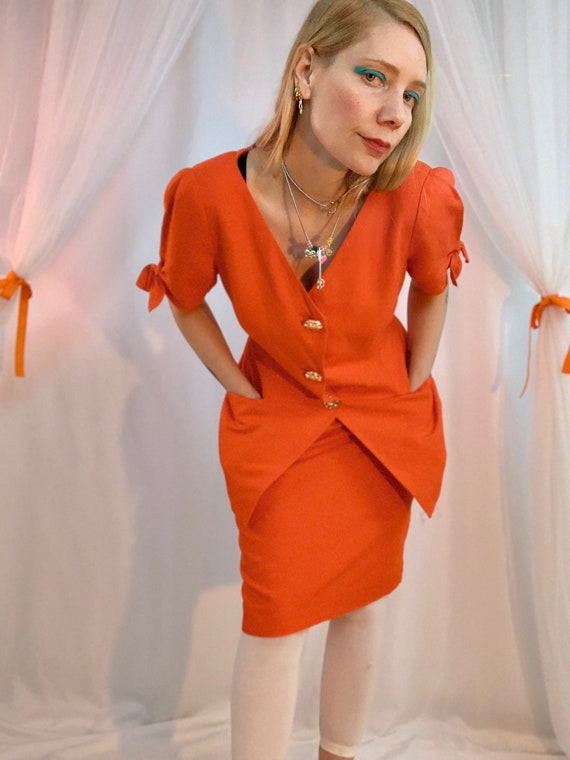 Linen bow sleeve skirt suit