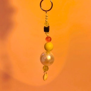 Single freshwater pearl + shell earring