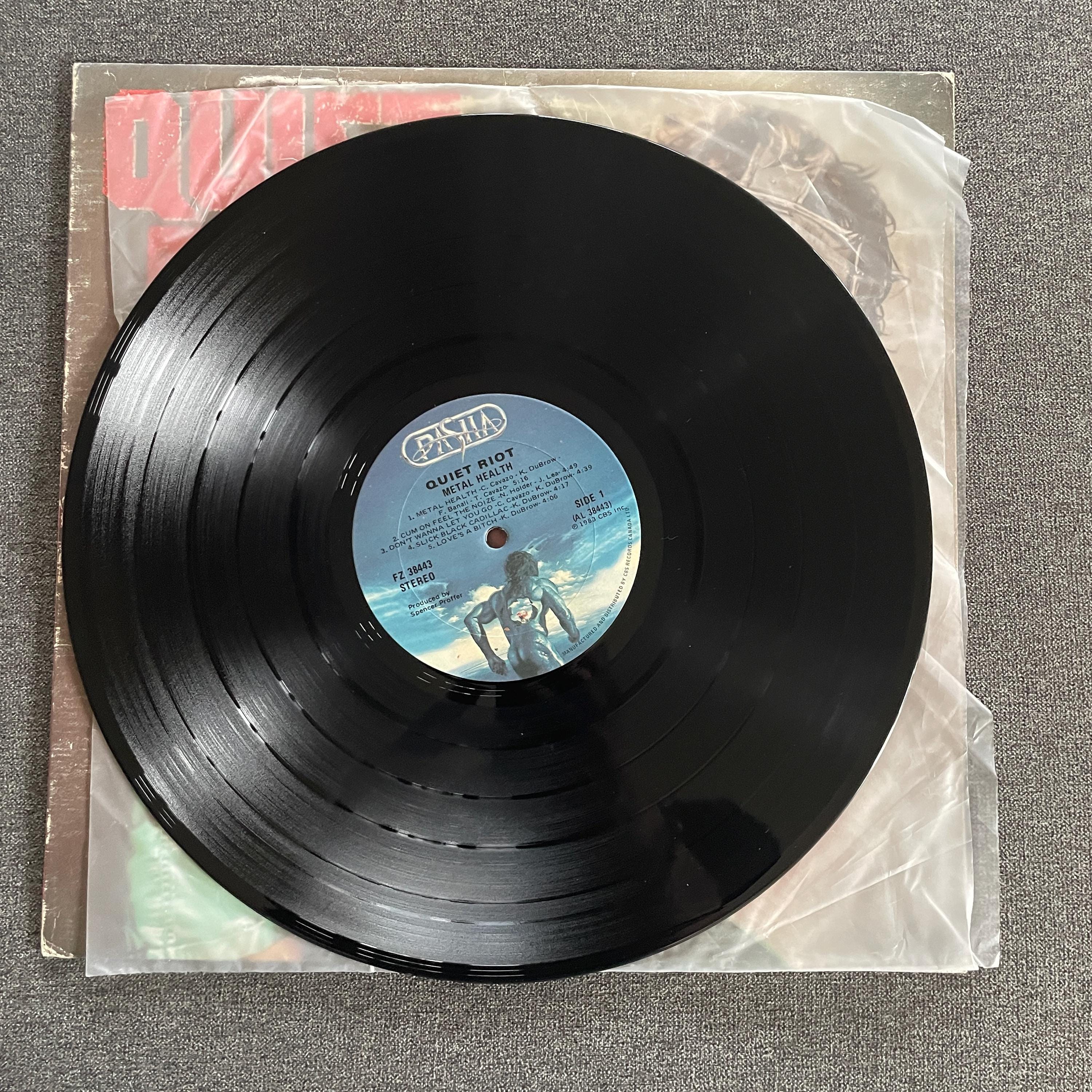 クワイエット・ライオット メタル・ヘルス ビニールレコード LP - 1983 