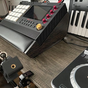 Mpc live 2 スタンド　midiキーボード付き MPC LIVE2を120%使い倒せる数量限定セット！】MIDIキーボード他