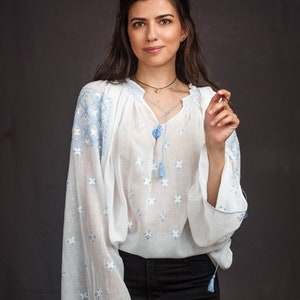L XL 2XL size vintage Embroidered Romanian peasant blouse traditional clothes Romania ethnic top folk costume roumaine ie authentic