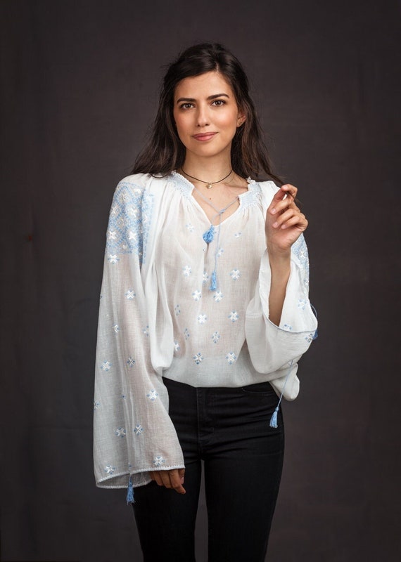 トップス antique Rumania blouse Vintage Hand Embroidered Romanian Blouse L 2XL White Cotton