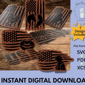 Pode incluir: Uma coleção de designs digitais castanhos e pretos, incluindo bandeiras americanas, um galo, um cavalo e uma mulher, um cowboy, lábios, as palavras "We the People" e as letras "USA". A imagem inclui o texto "7 Designs Included" e "Instant Digital Download".