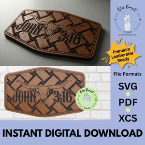 Op de afbeelding: Een bruin lederlook ontwerp met de tekst "JOHN 3:16" en een longhorn schedel. Het ontwerp heeft een geweven patroon en is klaar voor premium lederlook. De afbeelding bevat ook de tekst "INSTANT DIGITAL DOWNLOAD".