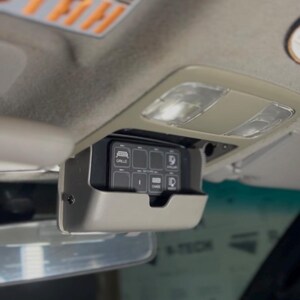 4th Gen 4Runner Sunglass Mount – Switch Pro 9100 Hidden Mount