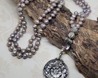 Long beaded necklace/pendant necklace/pearl necklace/boho jewelry/freshwater pearl necklace/pendant necklace