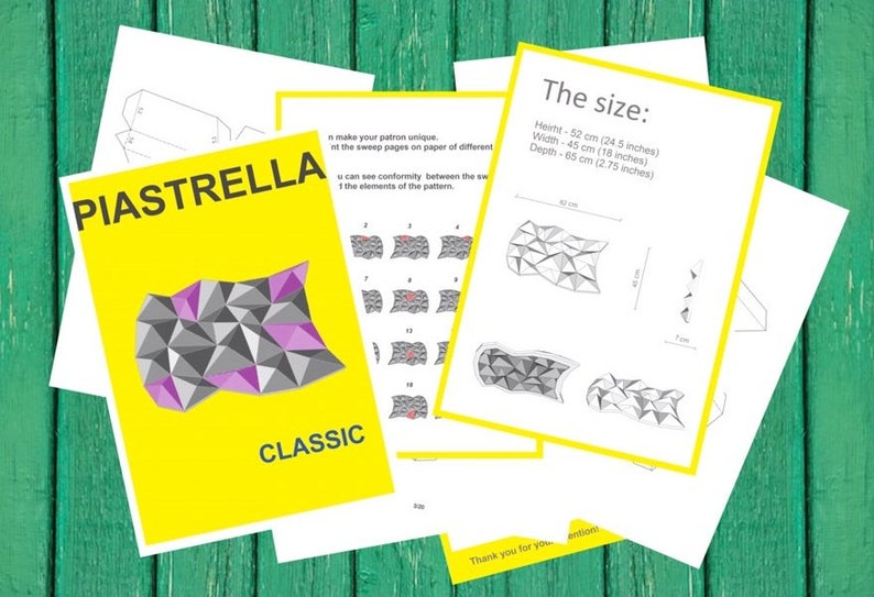 Może przedstawiać: Zbi&oacute;r białych dokument&oacute;w papierowych z geometrycznymi wzorami i tekstem. Jeden dokument zawiera słowa "PIASTRELLA" i "CLASSIC" na ż&oacute;łtym tle. Inny pokazuje wymiary: Wysokość - 52 cm, Szerokość - 45 cm, Głębokość - 65 cm.