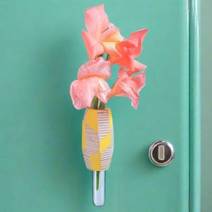 Bunte Magnet Vase, Wand Blumenarrangements, hängende Trockenblumenvase, handgefertigte Reagenzglasvase aus Holz, Strumpf Stuffer für Pflanzenliebhaber