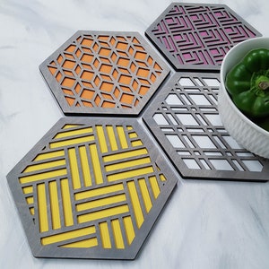 Colorful Wood Trivet Set for Hot Dishes, Dining Table Hot Pads For Plates, Modern Kitchen Gadgets, Geometric Houseware