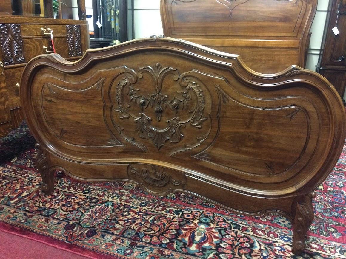 Antique French Style Bed, Walnut Bed French, Double Size Bed, Historic ...