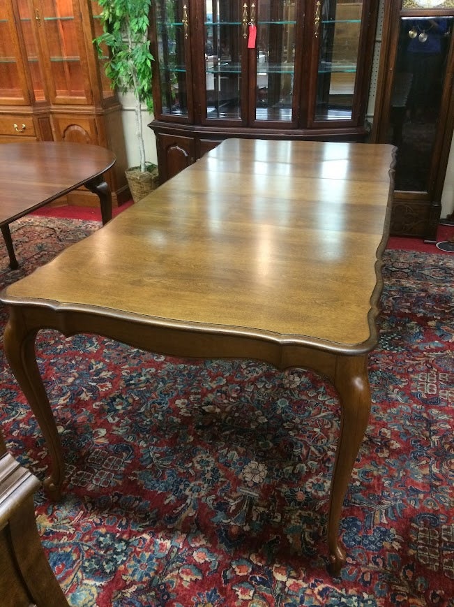 Vintage French Provincial Dining Table, Dining Table With Two Leaves ...