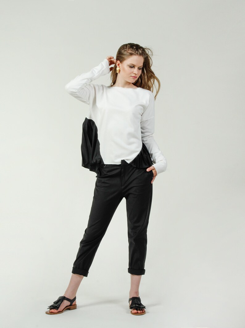Extravagant Sweater with Plisse Oversized Black And White Sweater Elegant SweaterOversized Ruffle SweatshirtRuffle TopPlus Sizes