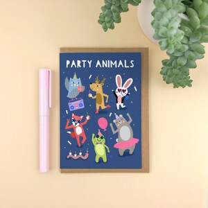 Partytiere! Kindergeburtstag Glückwunschkarte / niedlich / Tiere / illustriert / frech / Tiere / Mädchen / Jungen Geburtstag / personalisiert