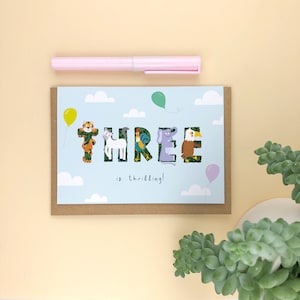 Tres es emocionante tarjeta de felicitación de la edad del 3er cumpleaños / cumpleaños de los niños / tarjeta de cumpleaños de los niños / tarjeta de edad / tarjeta de cumpleaños de hito / animales