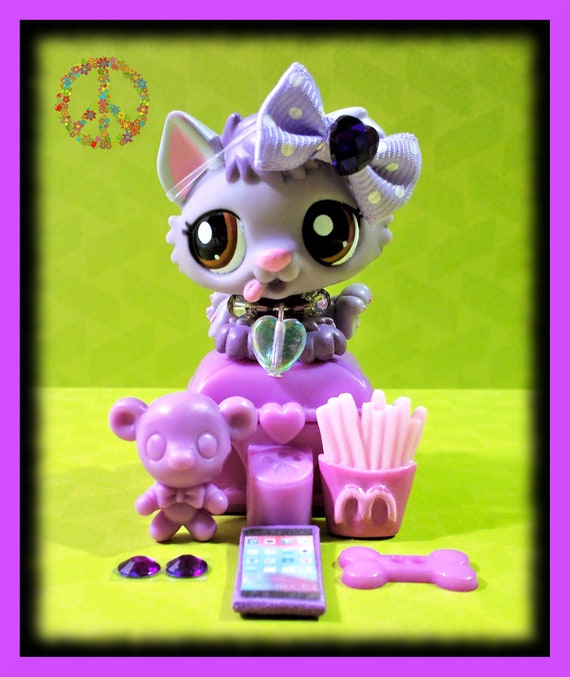 Details about   Littlest Pet Shop LPS Husky Dog Collectable With 2 Accessories lots Rare