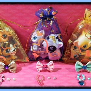 Littlest Pet Shop 7pc Vintage LPS 3 Pets & 4 Custom Accessories Grab Blind  Bag Lot 1 Dog or Cat Bow Necklace Starbucks Earrings gift Bag 