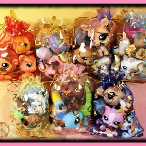 Littlest Pet Shop 6Pc Vintage LPS ~ 4 Great Condition Pets & 2 Accessories Grab Blind Bag Lot ~ 1 Dog or Cat ~Bears Horses More + Gift Bag!