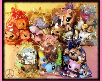 Littlest Pet Shop 6Pc Vintage LPS ~ 4 Great Condition Pets & 2 Accessories Grab Blind Bag Lot ~ 1 Dog or Cat ~Bears Horses More + Gift Bag!