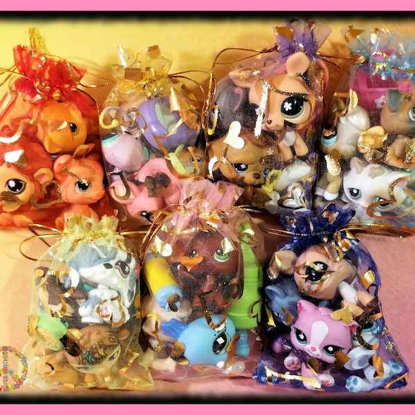 Littlest Pet Shop 6Pc Vintage LPS ~ 4 Great Condition Pets & 2 Accessories Grab Blind Bag Lot ~ 1 Dog or Cat ~Bears Horses More + Gift Bag!