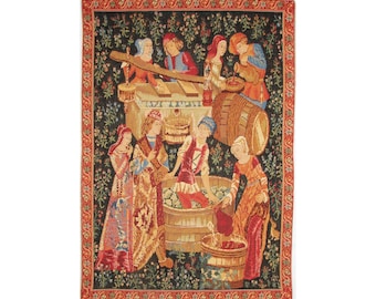 Vendange Medievale / Medieval Vintage Grape Pressing BELGIAN jacquard woven tapestry wall hanging 26" X 18" 65cm X 46cm, lined + rod sleeve