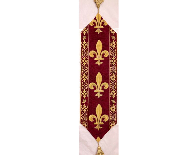 BELGIAN WOVEN Hand Finished Fully Lined Fleur de Lys TAPESTRY Table Runner with Tassels, 9300/77 Gold on Red, 135cm x 33cm
