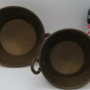 Conjunto de 2 mini panelas de cobre vintage dos anos 70 (frigideira, caçarola, panela para gratinar) para decoração de cozinha ou para usar como decoração em miniatura para casa de bonecas.