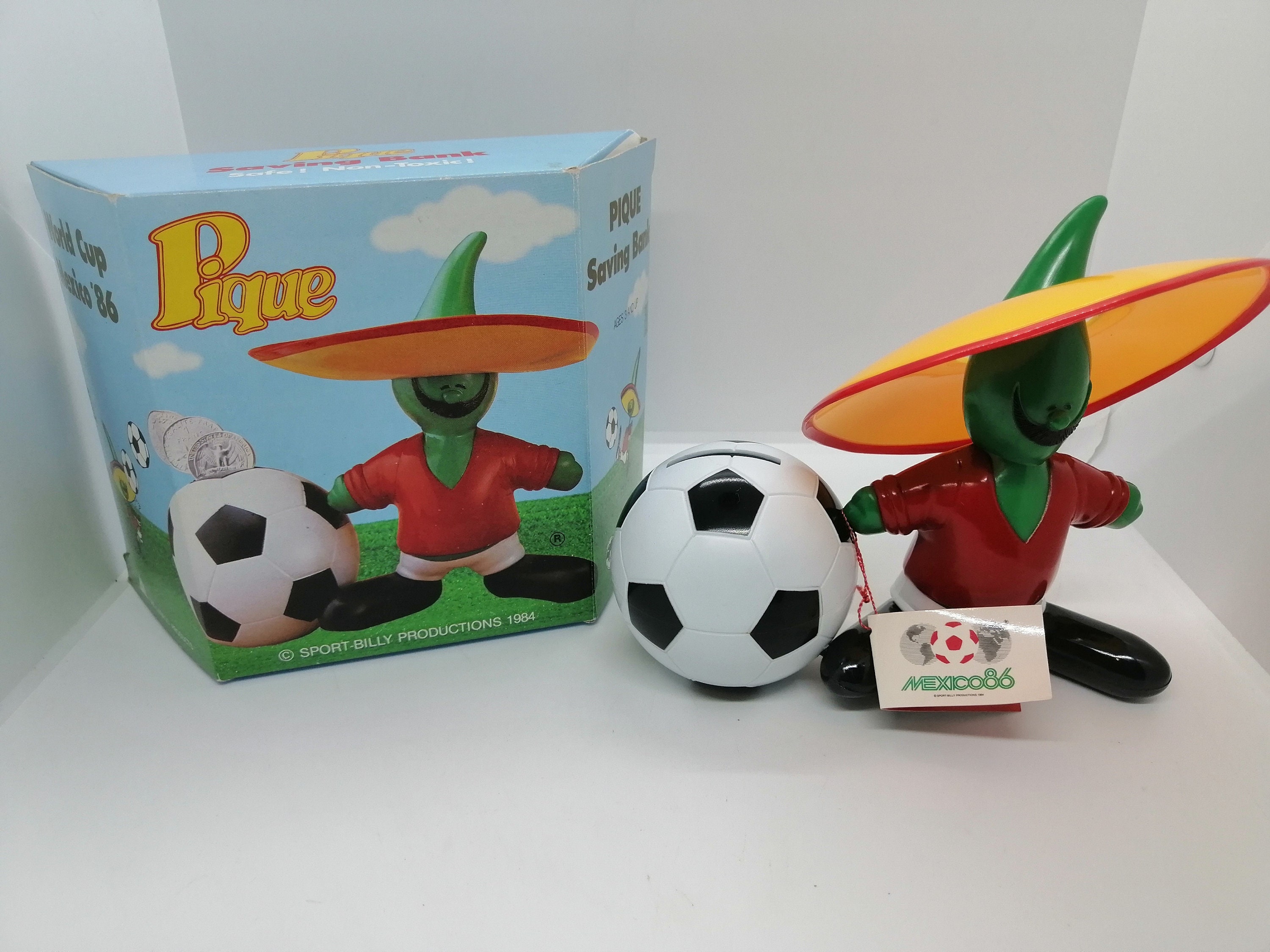 2022 Qatar FIFA World Cup Official Mascot La'eeb 3D PVC Sculpture