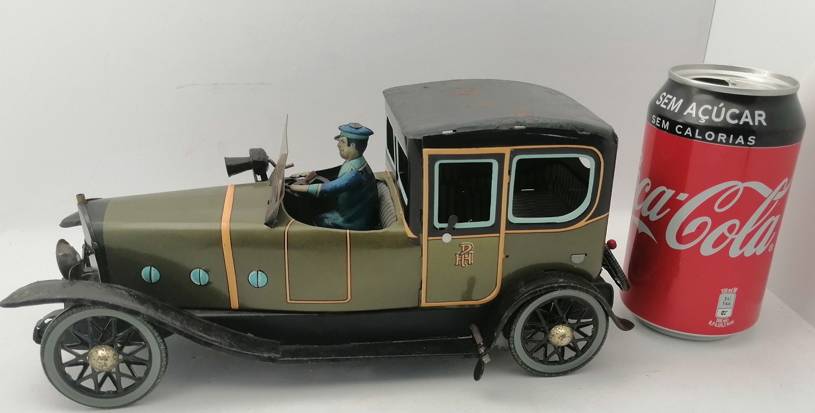 Vintage BIG PAYA HERMANOS 841 Lmousine Coupe 1923 - 15 Inches