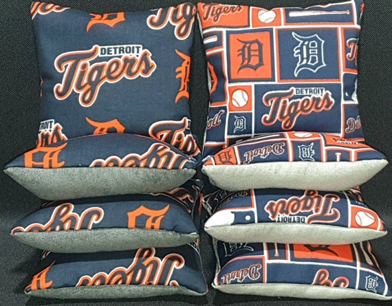 DETROIT REDWINGS CORNHOLE BEAN BAGS SET OF 8 TOP QUALTIY