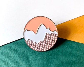 Peachy Wave -- Enamel Pin badge (Abstract / Geometric)