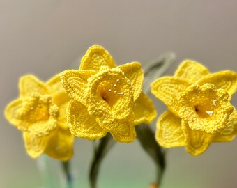 Handmade Crochet Daffodil Flower: Custom Color Gift