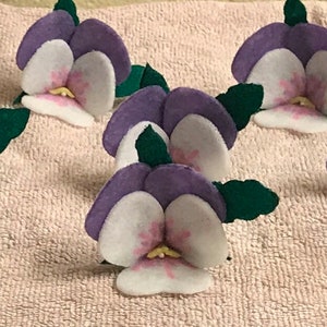 Pansy Felt Flowers, Pansies, Violets, Home Decor, handmade, Spring Decor, Mothers Day gift, Easter Gift, Valentines Day Gift image 5