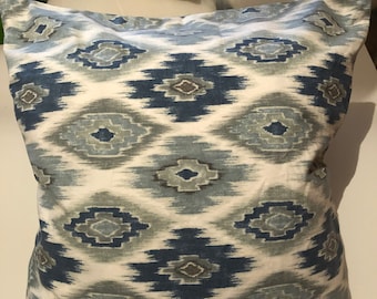 Diseño moderno de Ikat gris azulado y blanco