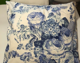 Rosas azules veraniegas de Laura Ashley