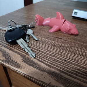 Shark Key chain STL for 3D printing - flexi - print in place - articulated fidget toy