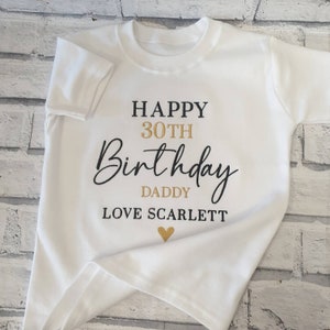 ハッピーバースデーパパTシャツ、パーソナライズバースデーTシャツ、バースデーパパTシャツ、30歳の誕生日Tシャツ