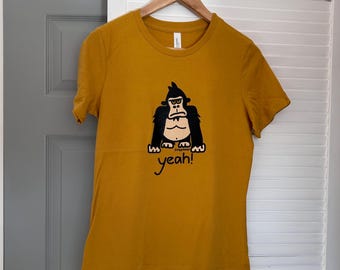 Womens fitted Mustard GORILLA Cotton T.shirt.   Sizes 8-16
