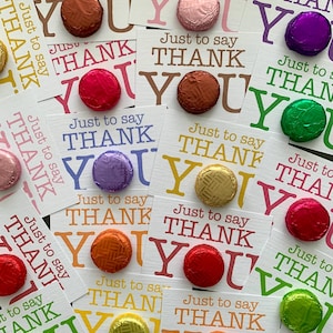 Petites gâteries ! Cartes jetons en chocolat « MERCI ». Différentes couleurs/saveurs. Personnalisez.