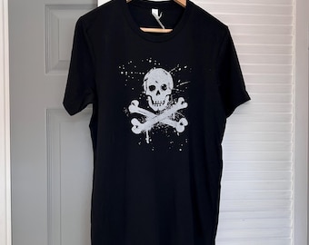 MENS black Skull Cotton T.shirt.   Sizes M-XL