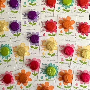 Kleine Leckereien! Blumenthema-Schokoladentokenkarten 'Danke Ermutigung'. Verschiedene Farben / Geschmacksrichtungen. Personalisieren. Ideale Lehrer Geschenke.