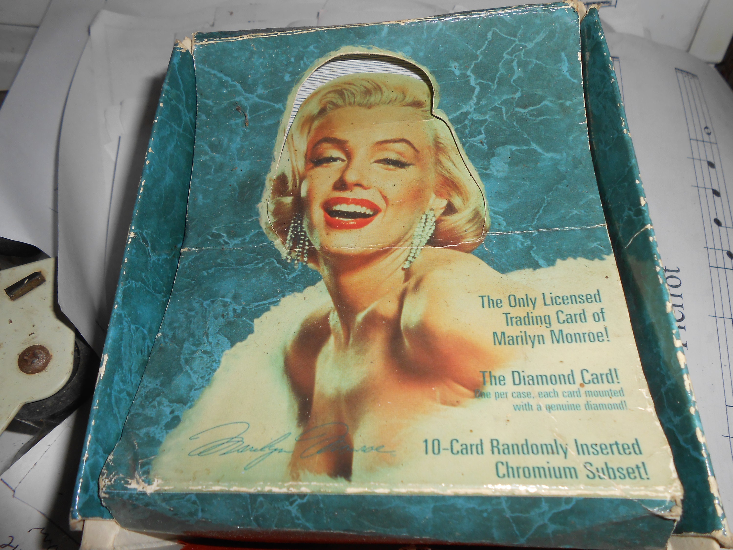 Sold at Auction: 1963 NMMM USA MARILYN MONROE TRADE CARDS SET 21-40-NEVER  OPENED