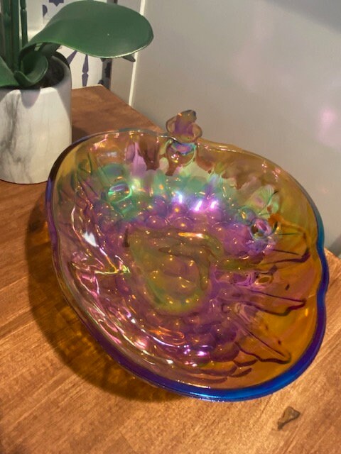 Gorgeous Vintage Amber Rainbow Iridescent Grape Apple shaped fruit bowl dish