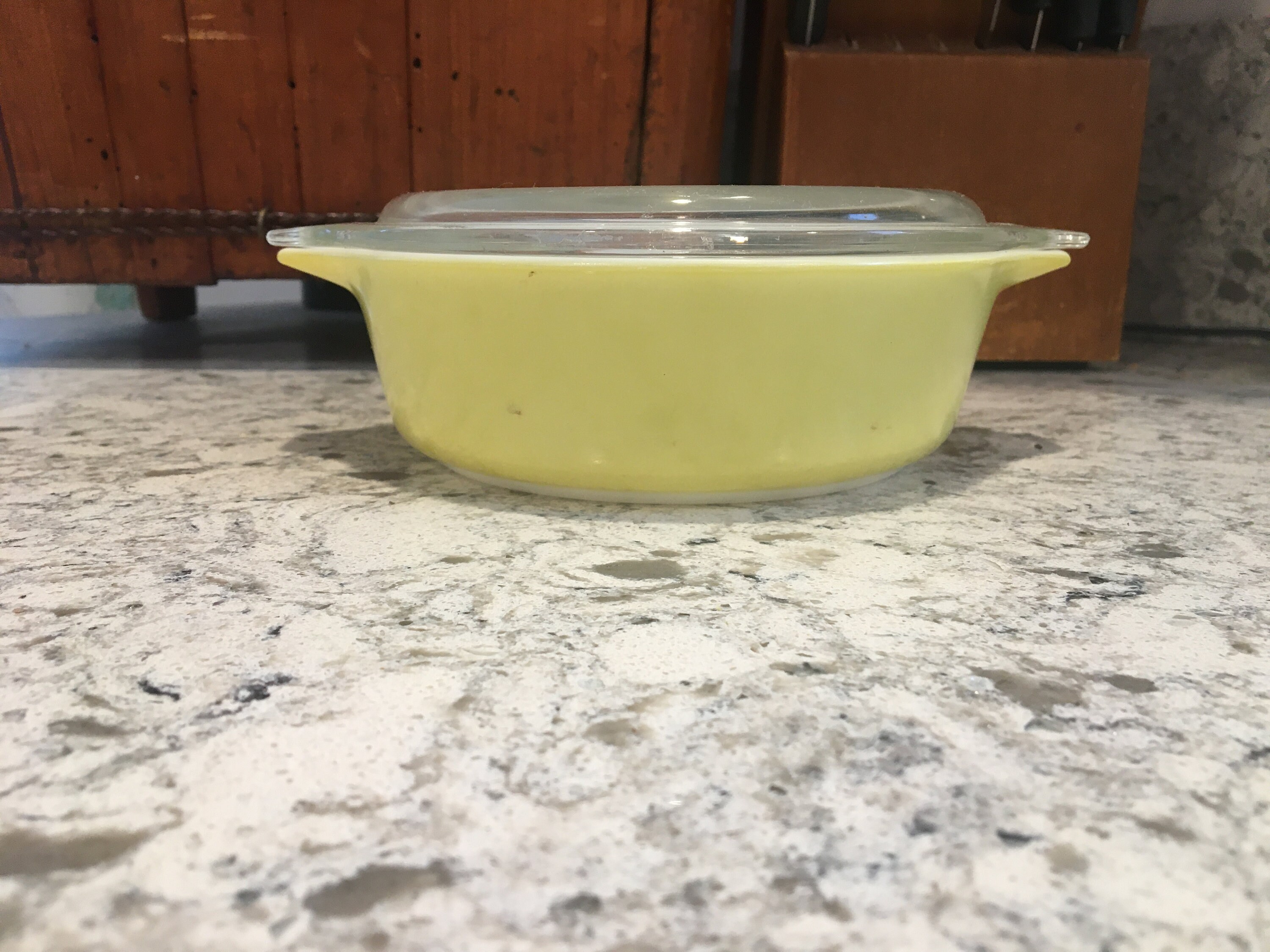pyrex casserole bowl 471 cinderella round 1 pinte jaune avec couvercle en verre