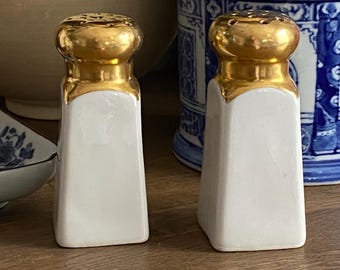 Antique JHR Hutschenreuther Bavaria Porcelain Salt and Pepper Shakers, White with Heavy Gold Gilt Trim, Art Deco Style Kitchen Decor Germany