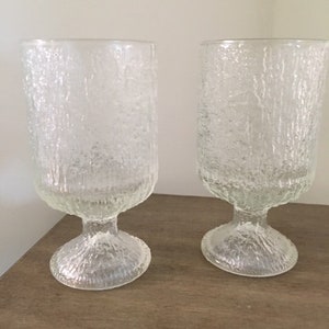 Vintage Indiana Crystal Ice Glass small goblets (2)