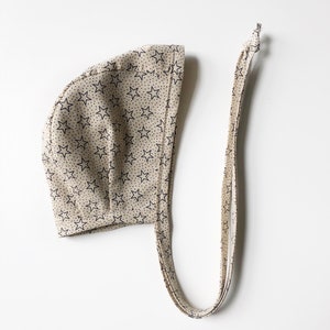 star brimless bonnet/ gender neutral bonnet/ sun bonnet/ baby bonnet/ baby hat/ cotton hat/ baby girl bonnet/ baby boy bonnet