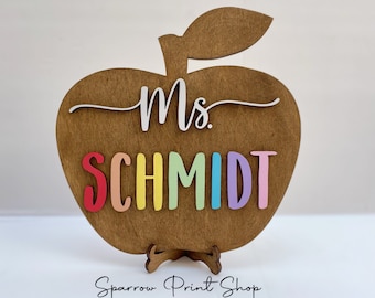 Personalized Teacher Apple Sign| Gift for Teachers| Classroom Decor| Teacher Apple Signs| End of Year Teacher Gift| Teacher Appreciation Day