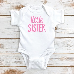 Little Sister Outfit, Baby Sister Infant Newborn Bodysuit Baby Girl Coming Home Outfit, Little Sister Sibling Announcement, Matching Sisters