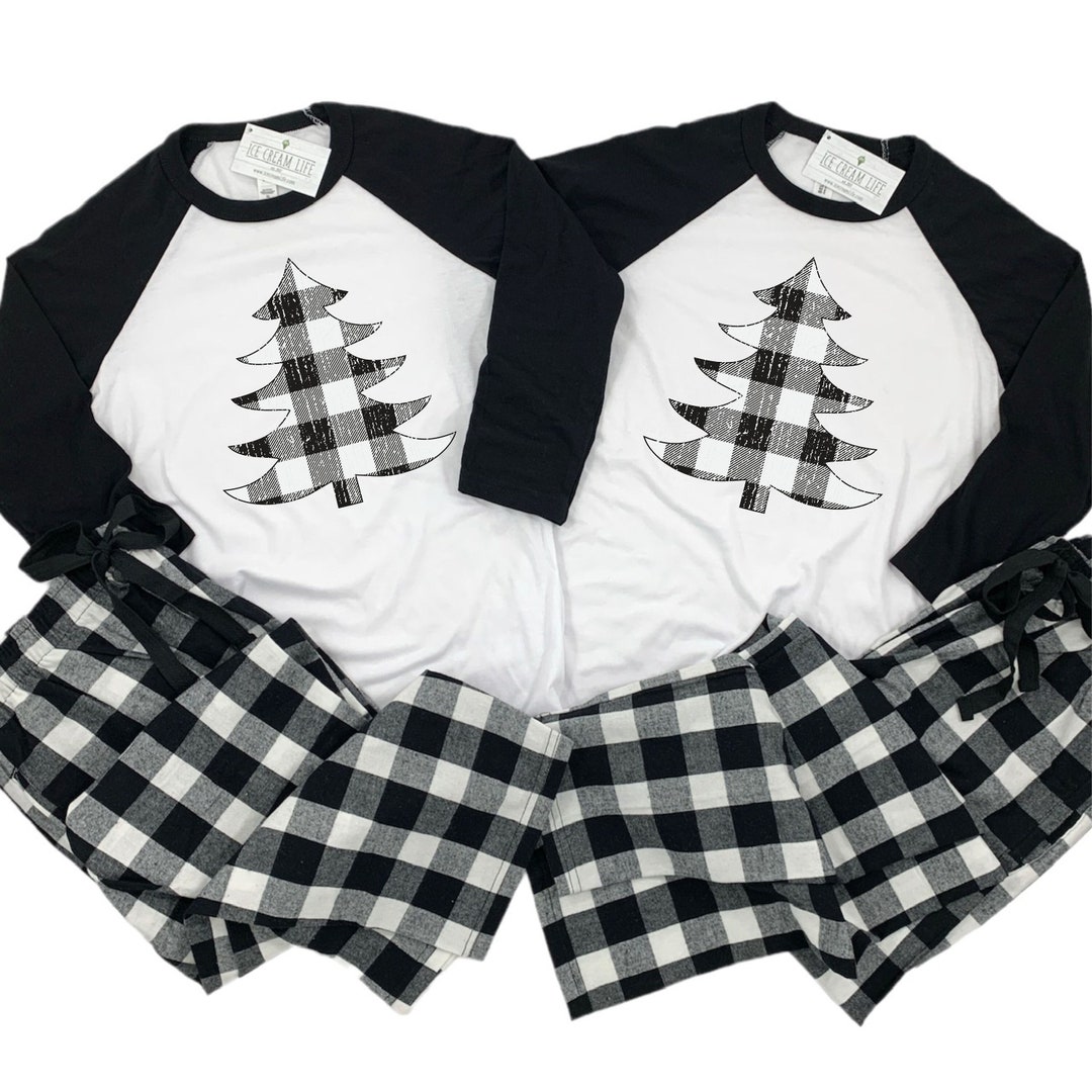 SleepytimePJs Matching Family Christmas Pajama Sets, Buffalo Plaid Flannel,  Women's Button Down Top - Buffalo Plaid, X-Small : : Clothing,  Shoes & Accessories
