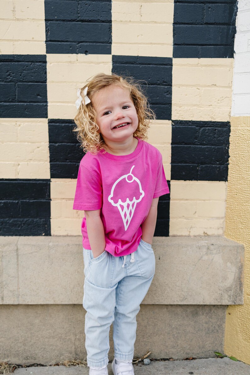 Camiseta de helado, camiseta de helado para niña, camiseta para bebé, ropa para niños, ropa de moda para niños, camiseta de fiesta de cumpleaños de helado para niña pequeña imagen 2